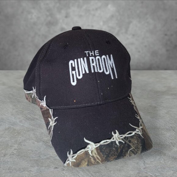 'The Gun Room' faded realtree/black camouflage strapback hat - Picture 1 of 3